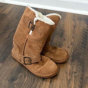 Fluffy Brown Skechers Boots